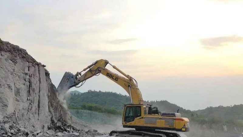 移动式破碎站安装：关键步骤与注意事项**