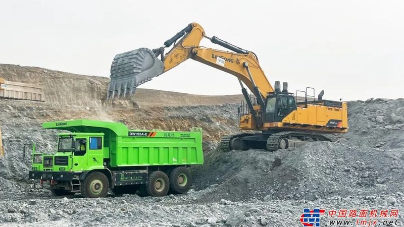 液压油缸活塞密封圈：揭秘其区别与选择要点